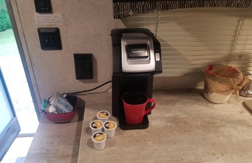Robbinsville House | Riverside. Queen & Bunk bed-charcoal and firewood included. Pet friendly