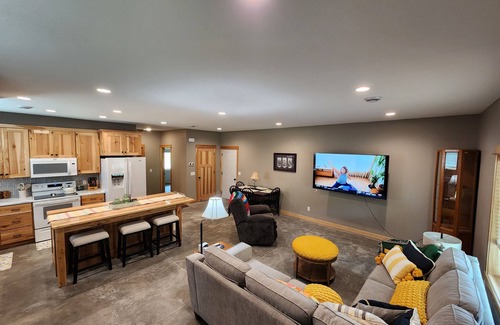 Wabasha County House | Riverside Retreat Near Town w Sauna, sleeps 8, Views & Abundant Activities!