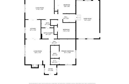 Janesville House | Riverside Retreat - Renovated Home on 15 Acres!