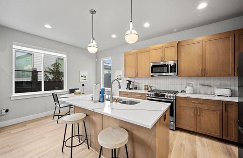Coeur d'Alene House | Riverside Retreat | Lux New Build in Riverstone!