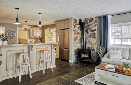 Walkerton House | Riverside Retreat with Hot Tub