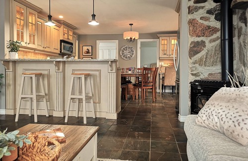 Walkerton House | Riverside Retreat with Hot Tub
