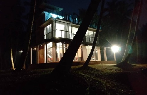 Kozhikode Villa | Riverside Stay @WaterGlassVilla