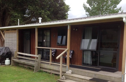 Manunui Cabin | Riverside Studio Cabin