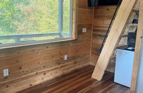 Central Cabin | Riverside Treehouse Resort in Central,SC 8 miles from Clemson University