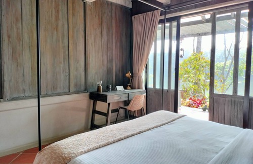 Devikolam Cottage | Riverside Two Bedroom Nature Retreat