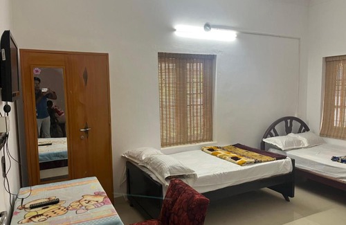 Panamaram Villa | Riverside Villa