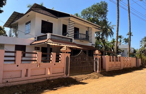 Panamaram Villa | Riverside Villa