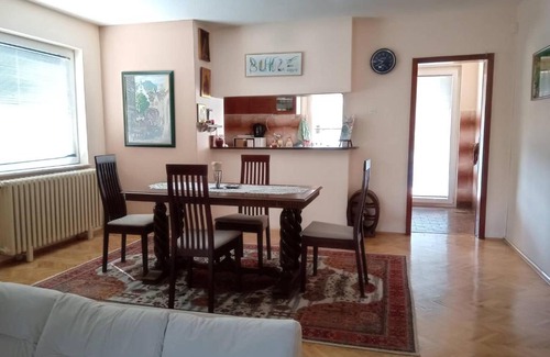 Saraj House | Riverside Villa Matka
