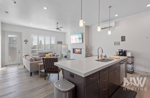 Coeur d'Alene House | Riverstone Home—7 Min to Beach, Half Block to Centennial Trail, Perfect for Biking Adventures!