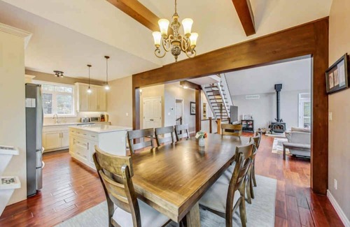 Severn Cottage | Riverstone - Large Cottage w/Dock, Kayaks, Paddleboards, Beautiful Views, AC