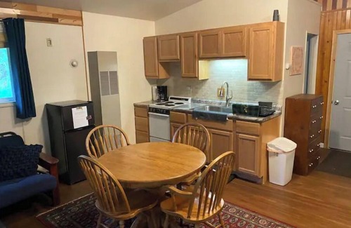 Baldwin Cabin | Riverview Cabin