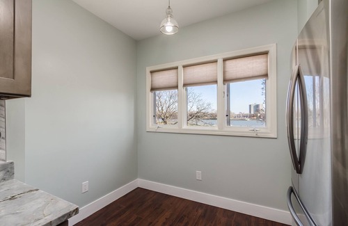 Corn Hill House | Riverview Condo Downtown UofR