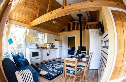 North Frontenac Ski Chalet | Riverview Cottage - Myers Cave Resort