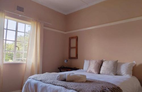 Maluti a Phofung Hotel | Riverview Country Inn
