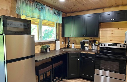 Long Bottom Cabin | Riverview Escape Cabins on the Ohio River Pet Friendly Fishing Weddings Relax