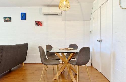 Kalbarri Apartment | Riverview Holiday Apartment 107 - Kalbarri, WA