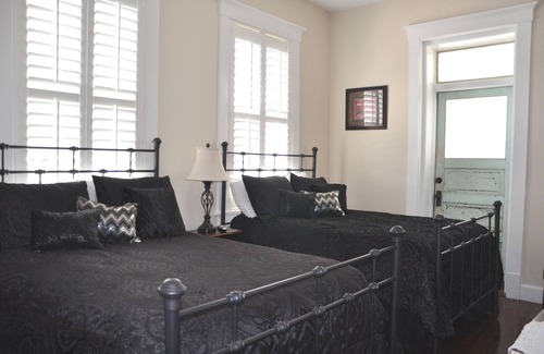 St. Marys Hotel | Riverview Hotel