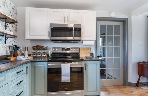 Saint Louis de Kent Other | Riverview, King bed main floor, 4 bedroom, 2 bathroom Farmhouse