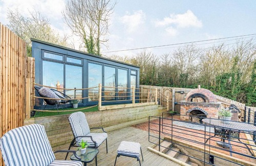 Gloucester House | Riverview Lodge - Uk36550