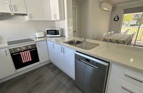 South Yunderup House | Riverview - South Yunderup