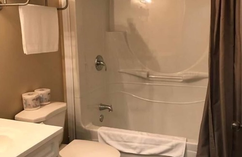 Clarenville Hotel | Riverview Suites