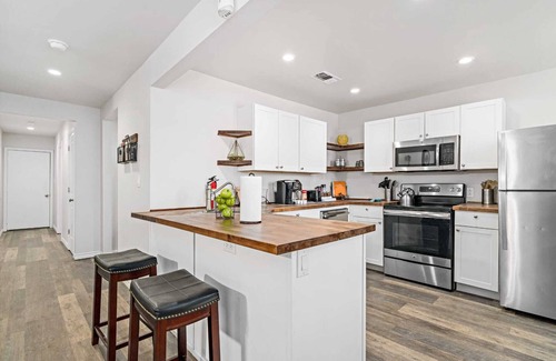 San Antonio House | Riverwalk Alamo Downtown Getaway