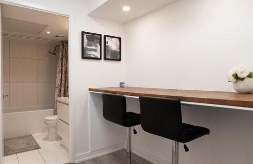 CityPlace Apartment | Rivetstays - Dan Leckie