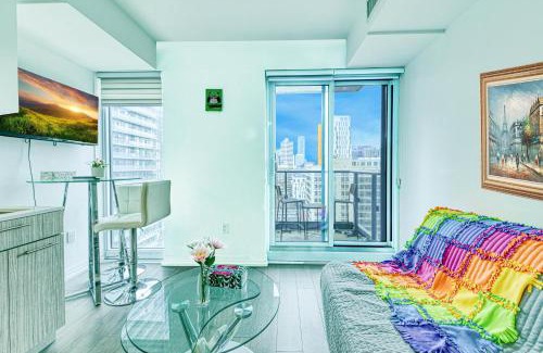 Garden District Apartment | RivetStays - The Jarvis