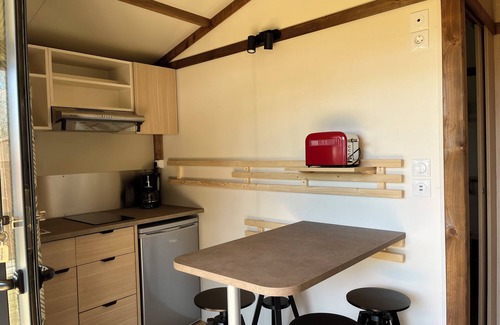 Sorbo-Ocagnano Ski Chalet | Riveu corse in a quiet park 600 m from a magnificent beach