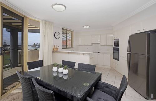 Port Macquarie Apartment | Riviera 306 - Views over the Hastings River
