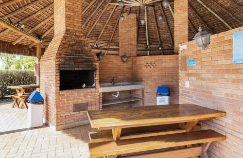 Riviera de Sao Lourenco Apartment | RIVIERA DE SÃO LOURENÇO - CONDO ACQUA A 0,5 MINUTO DA PRAIA - estilo resort! Apto com ar condicionado e wifi