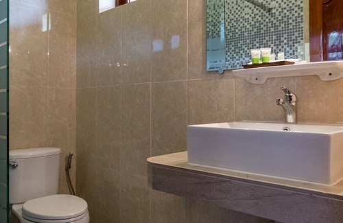 Krong Kaeb Hotel | Riviera Hotel & Resort Kep