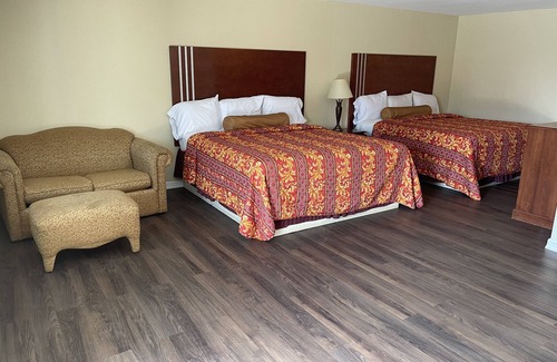 Riviera Hotel | Riviera Inn & Suites
