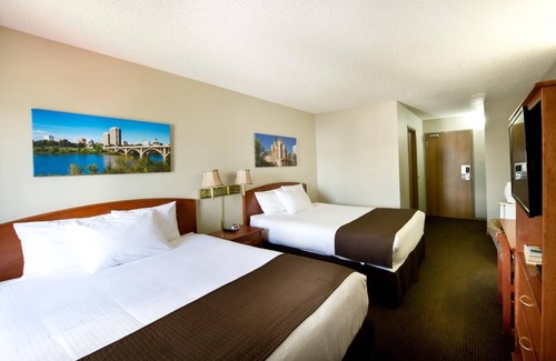 North Industrial Hotel | Riviera Motor Inn