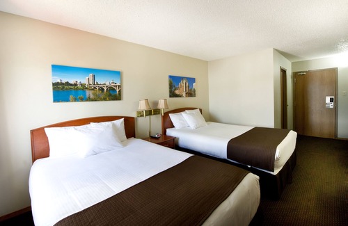 North Industrial Hotel | Riviera Motor Inn