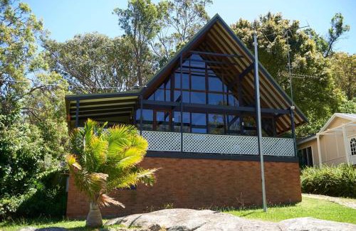 Bar Point House | Riviera on Hawkesbury An island style escape