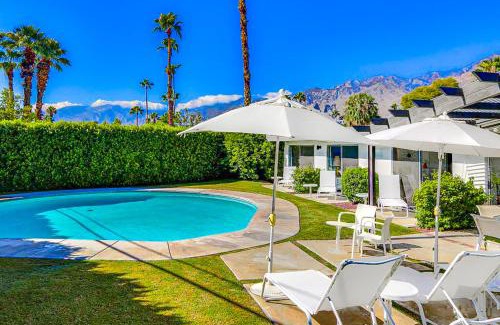 Sunmor House | Riviera Palm Springs Permit# 2040