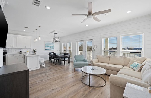 Fort Bay House | Riviera Sunrise - Chic, Modern, Pool and Beach Access