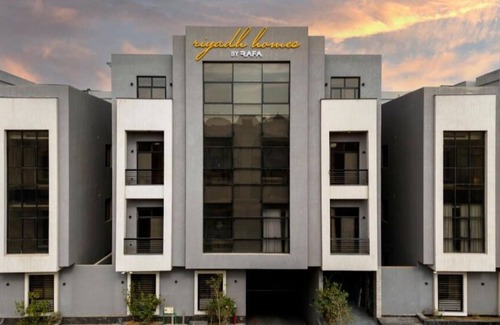 Riyadh Apartment | Riyadh homes by RAFA Three-Bedroom Apartment with Balcony