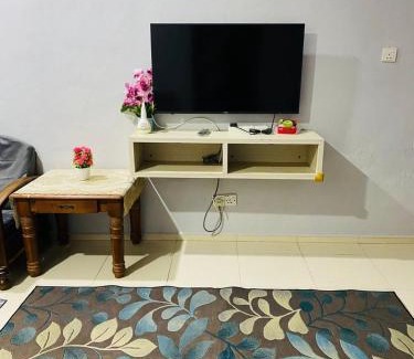Kampung Jaya House | Rizqi Homestay