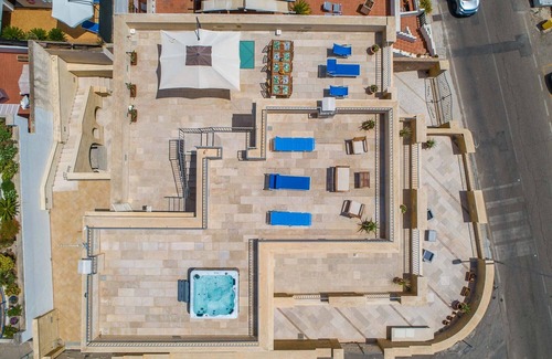 Santa Maria di Leuca Villa | Rizzo residence with stone carpets