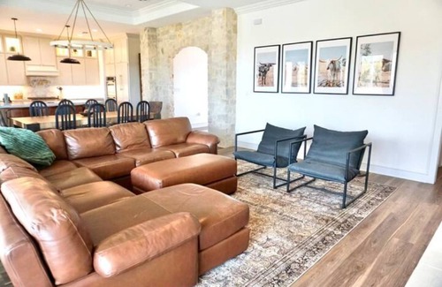 Oakland House | RMB Longhorn West, luxury living in the country