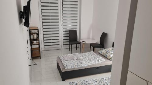Kołbaskowo Apartment | RMF Naworol 7