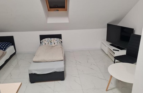 Kołbaskowo Apartment | RMF Naworol