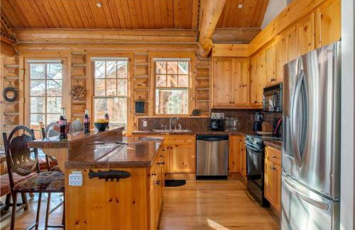 Granite Ridge Villa | RMR: Granite Ridge Cabin 7608 in Teton Village