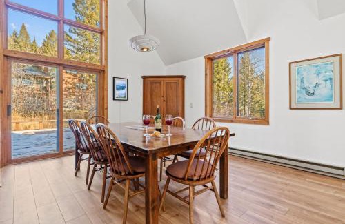 Teton Village House | RMR: Ringer House in Teton Village
