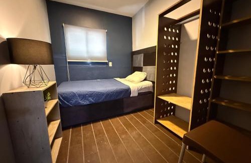 Santa Maria la Ribera House | RMS Hostal - SantaMaria