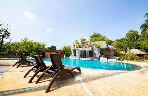 Ban Na Faek Hotel | Rnana Grand
