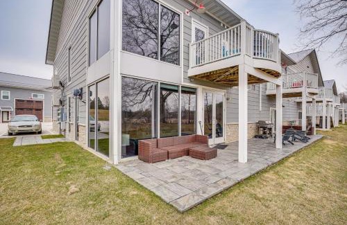 Elkhart Lake House | Road America Retreat Modern Villa with Garage!